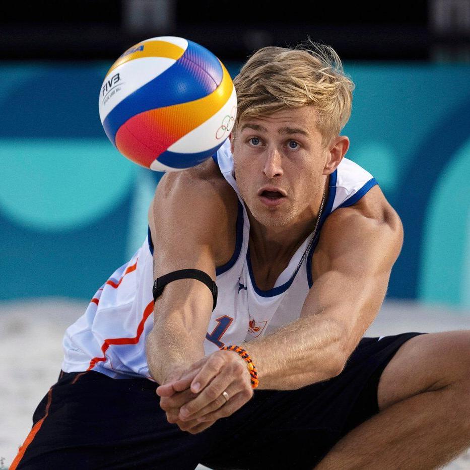 Australia denies visa to Dutch Olympian convicted of child rape
